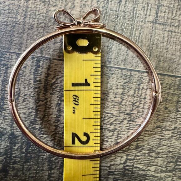 KATE SPADE Love Notes Rose Gold Hinged Bow Bangle Bracelet - Picture 5 of 6